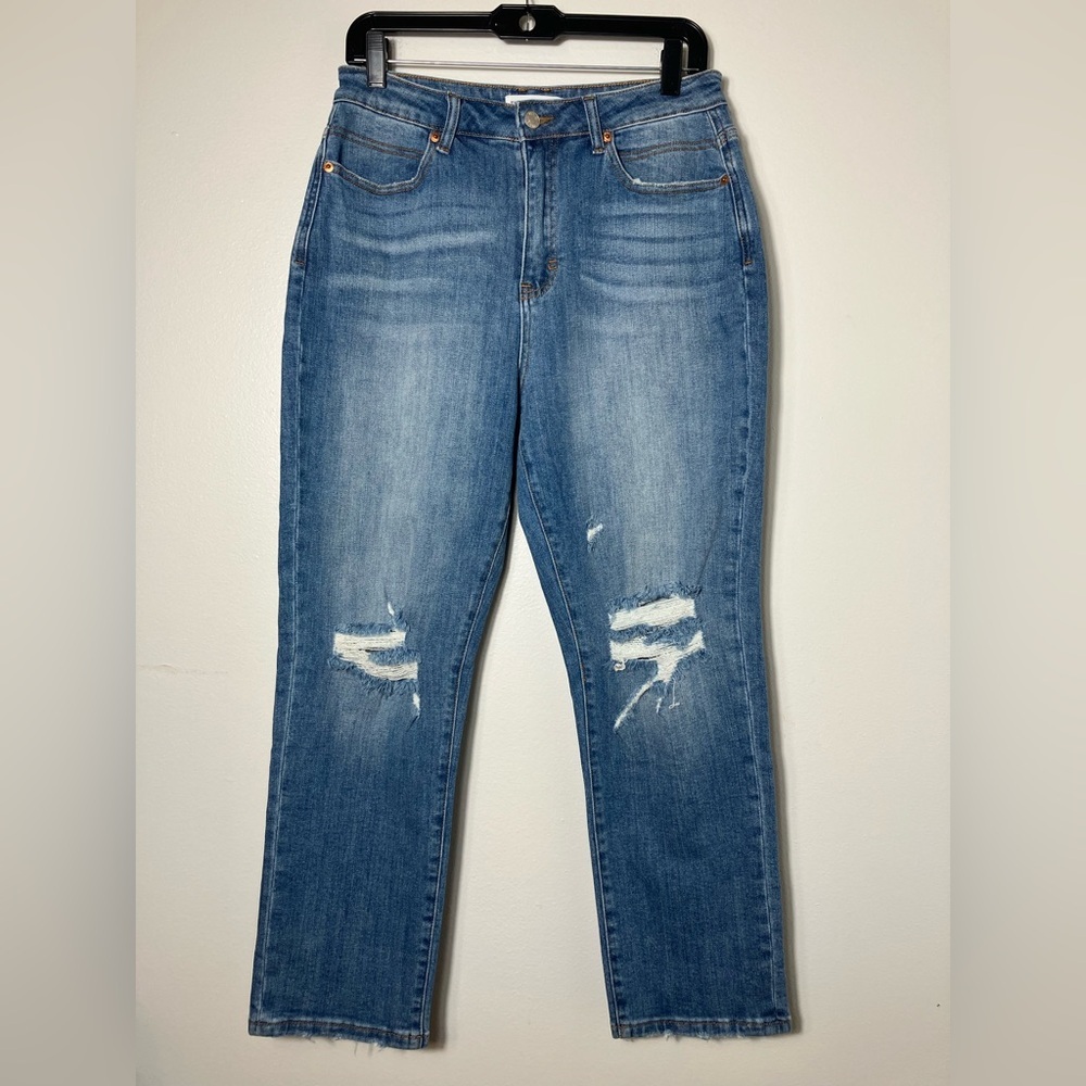 TNR Jeans Women’s 29‎ Straight Leg High Waist Light Wash Casual Distressed
